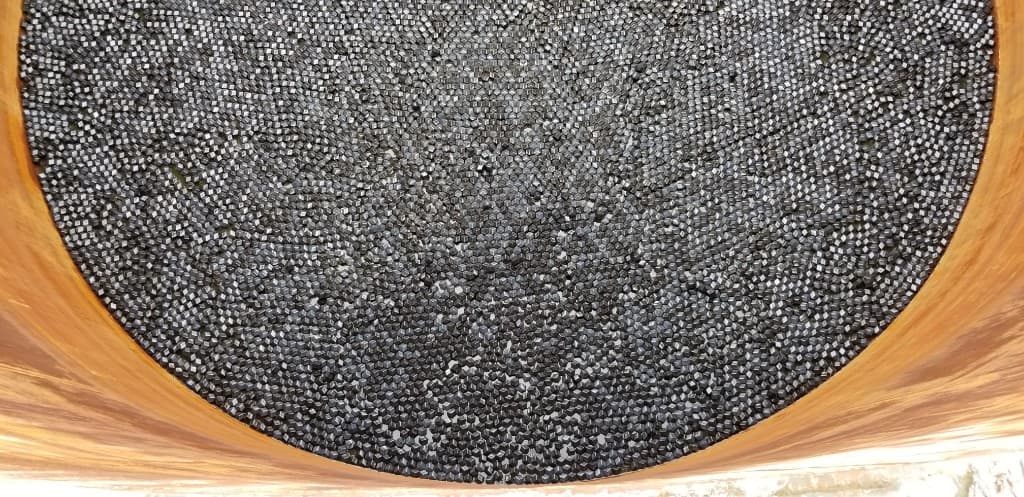 Large basin with floating cover deployment