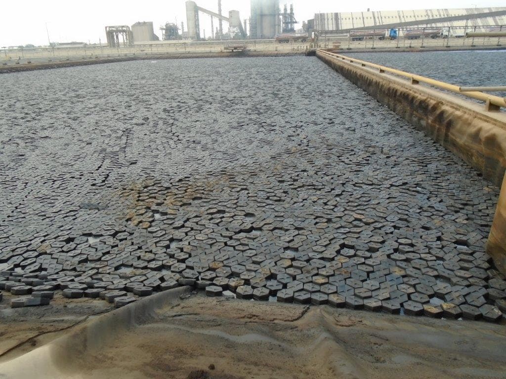 Floating cover components ready for injection molding